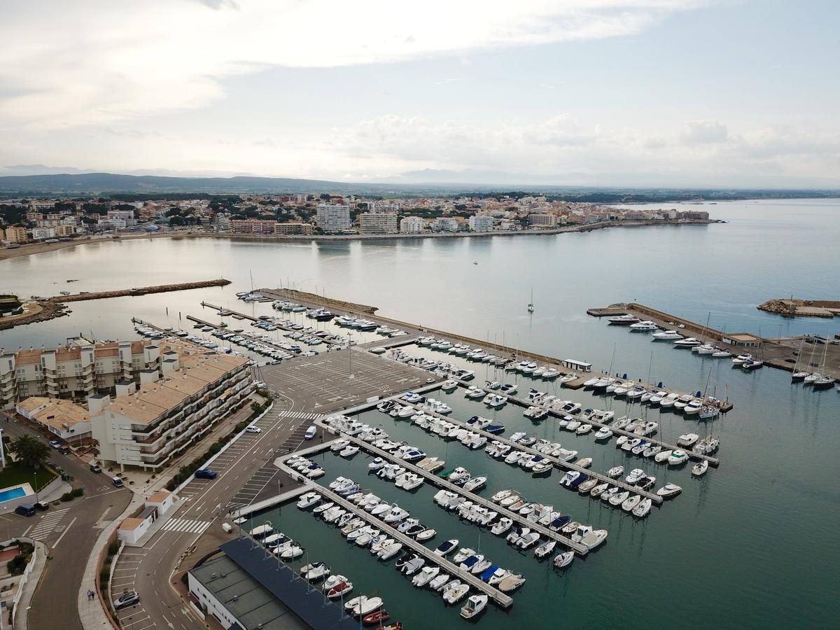 Apartament Vip Nautic L'Escala Exterior photo